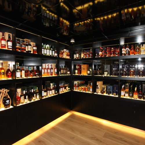 The-Whisky-Shop-Manchester-Interior The-Whisky-Shop-Manchester-Interior
