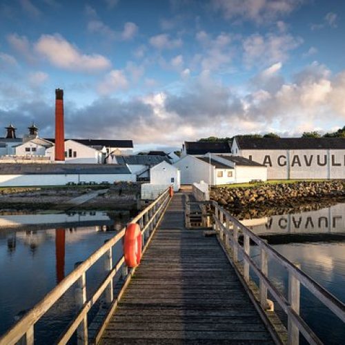 lagavulin-distillery lagavulin-distillery